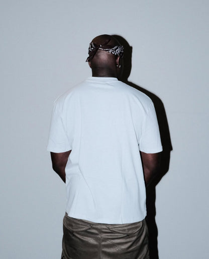 KAIMERA X HNDRX STATEMENT TEE WHITE